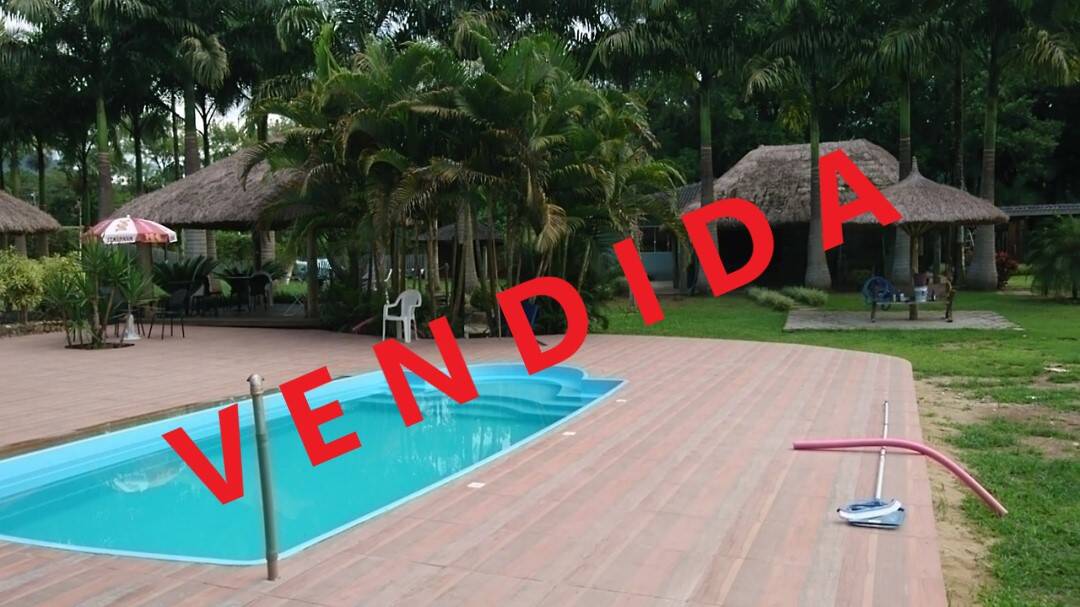 Chácara, 8 quartos, 5000 m² - Foto 1