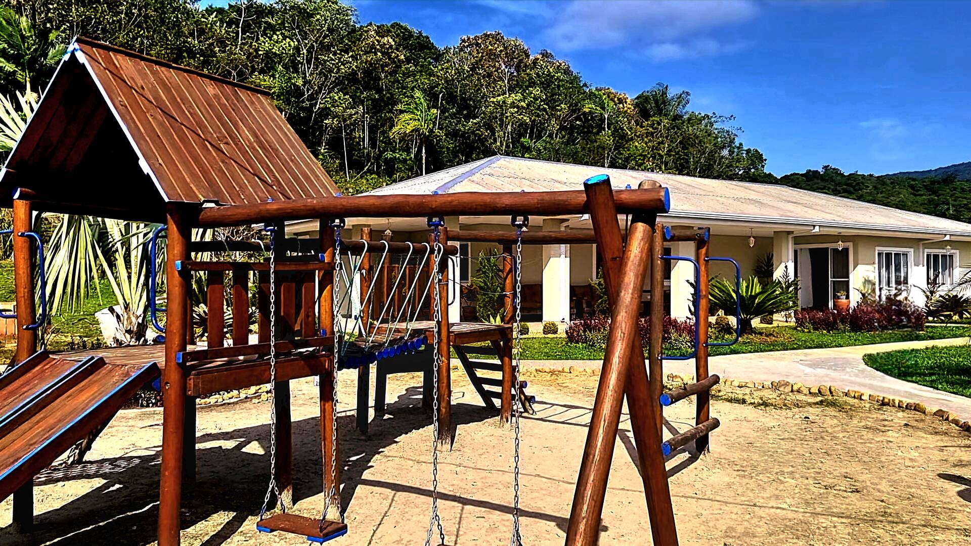 Chácara à venda com 3 quartos, 24500m² - Foto 3